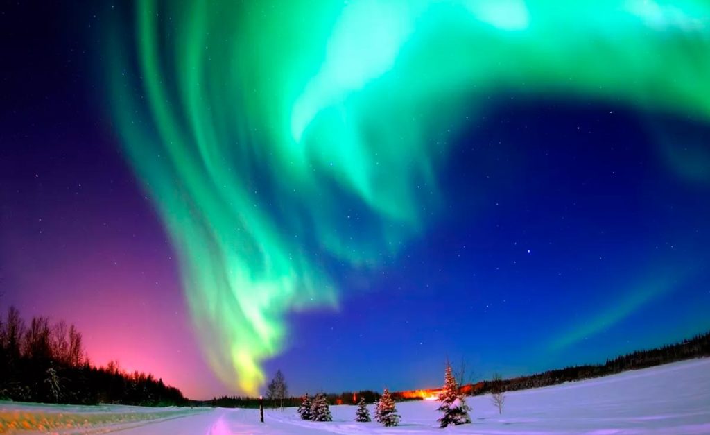 Sol lança explosão de energia eletromagnética em direção à Terra: alerta geomagnético emitido